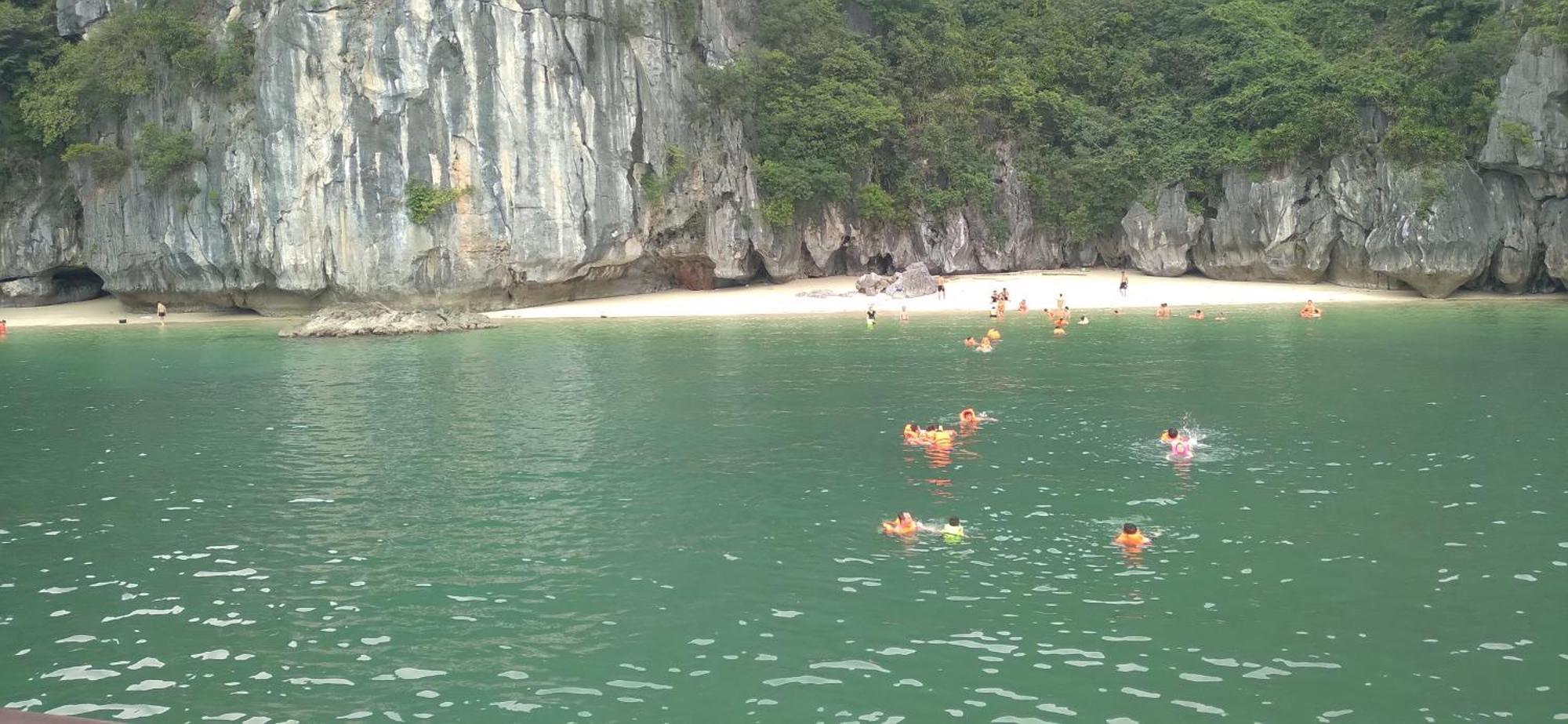 Cat Ba Victory Hostel Dong Khe Sau Buitenkant foto